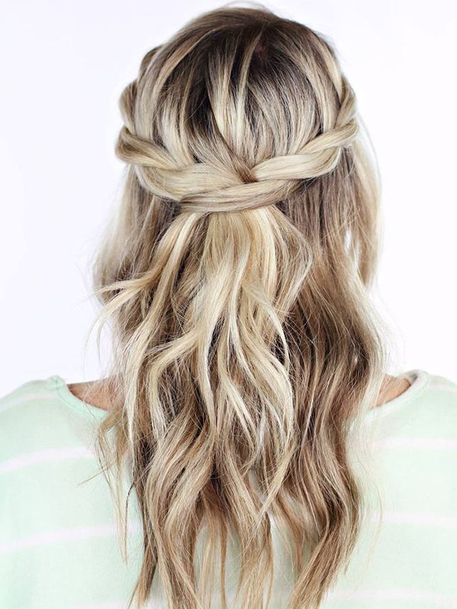 Easy Half-Up, Half-Down Hairstyles for long hair Easy Half-Up, Half-Down Hairstyles for long hair