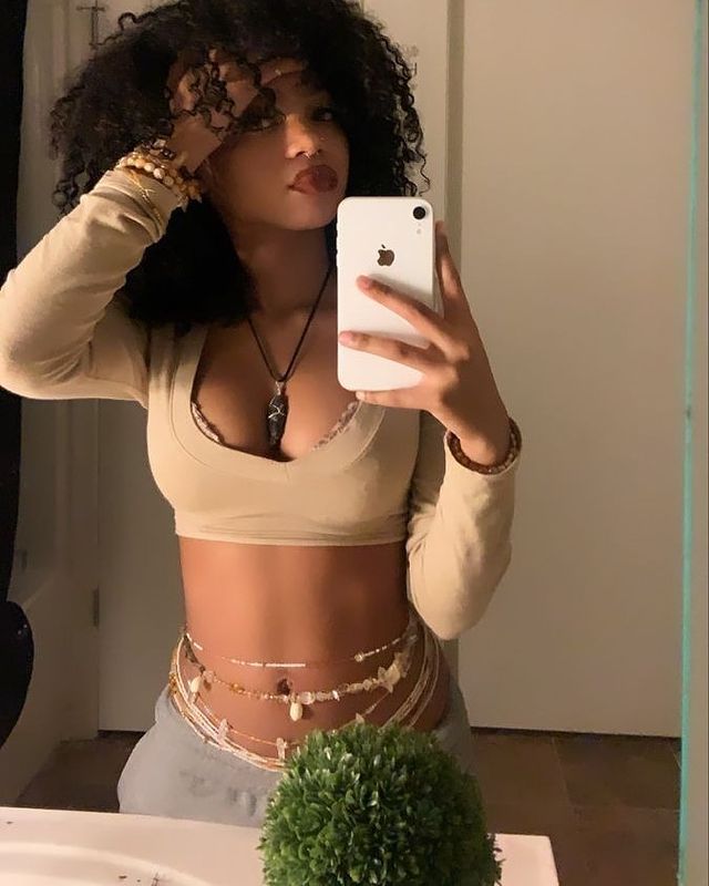 How to Wear Waist Beads for Fashion, Seduction & Fun! How to Wear Waist Beads for Fashion, Seduction & Fun!